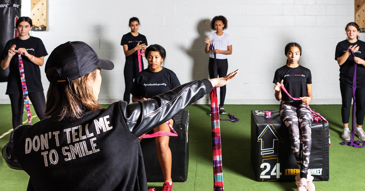 EjemKickBoxingClass